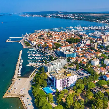 Appartement With Parking Space Biograd Na Moru, Biograd - 4303 *
